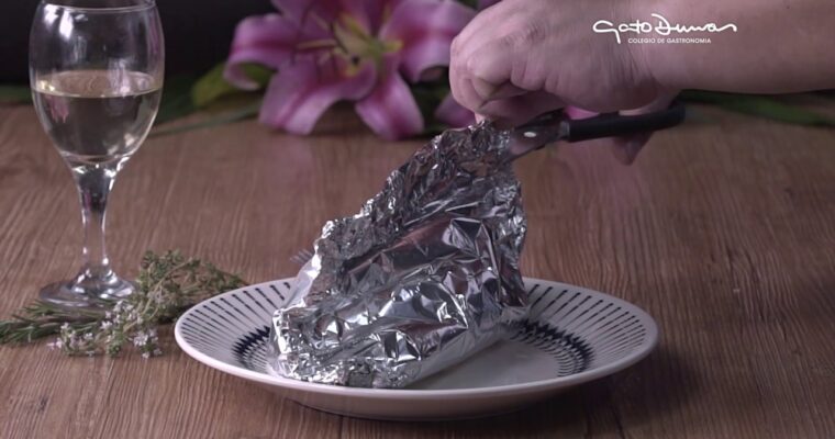 Discover the Secret to Perfectly Cooked Lenguado al Papillote with Olla GM