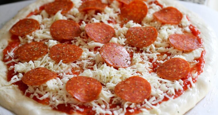 Enjoy the Perfect Pizza at Home with Monsieur Cuisine: Introducing the Corona de Pizza Recipe