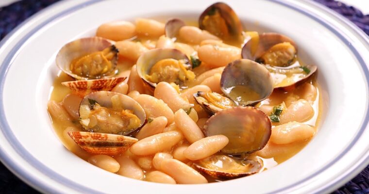 Experience the Flavors of Spain with Almejas con Olla GM: Recipes and Tips