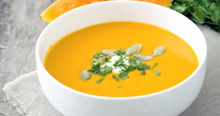 Deliciosa receta de sopa de invierno de calabaza y maíz con Thermomix