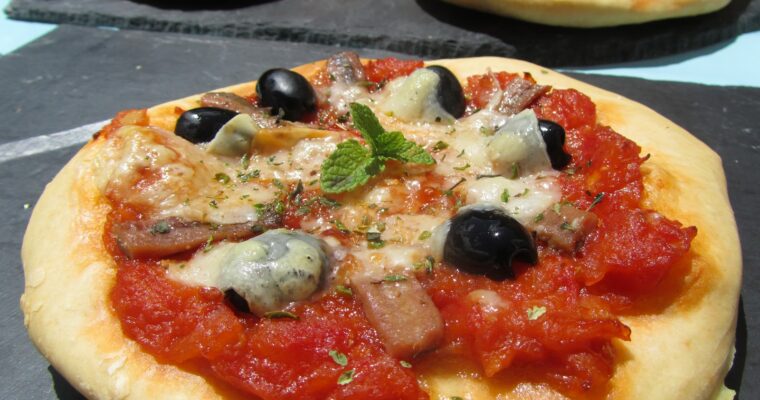 Mouthwatering Focaccia de Jamon y Queso: A Must-Try with MAMBO