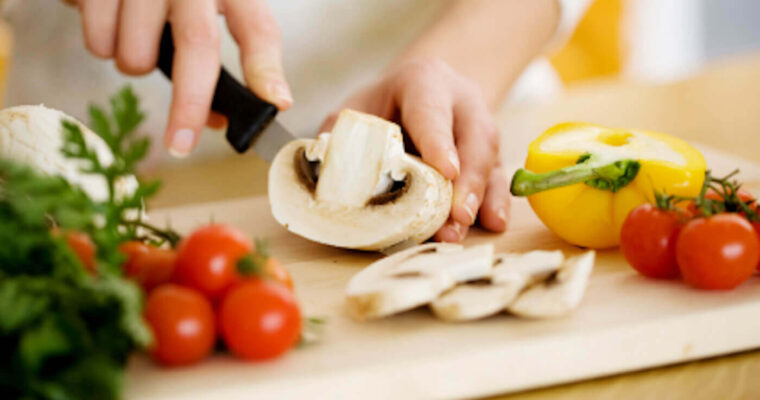 Whip up a delicious Batido de Platano with monsieur cuisine