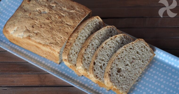 Delicioso y fácil: receta de Pan de plátano y almendras con Thermomix