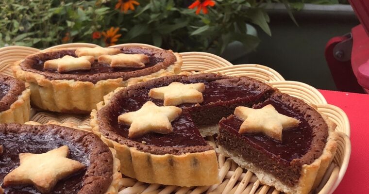 Indulge in Decadence with This Chocolate Crostata Recipe