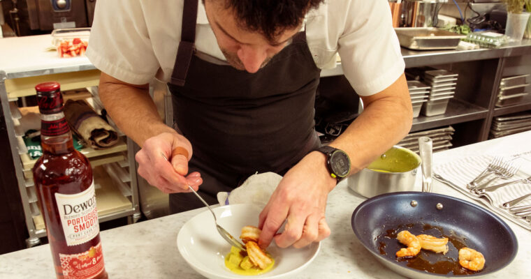 Master the Art of Cooking Arroz con Emperador with Olla GM