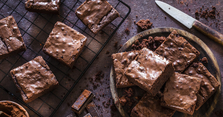 From Ordinary to Extraordinary: Elevate Your Brownie Recipe with MAMBO’s Chocolate and Walnut Twist