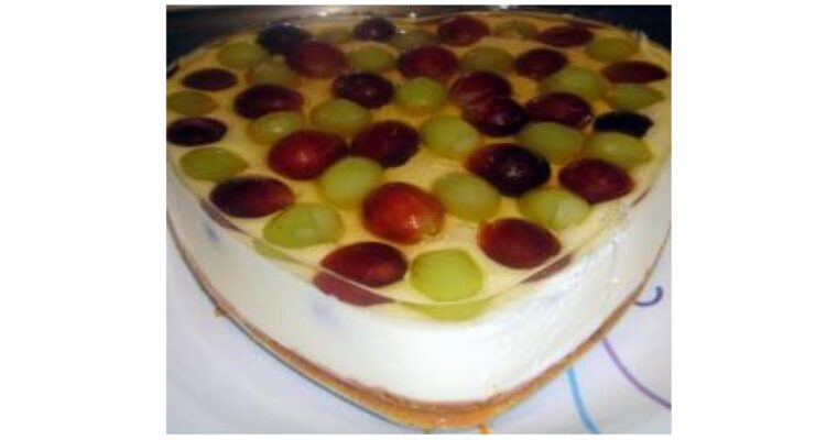 Deliciosa receta de Tarta de queso y uvas al moscatel con Thermomix