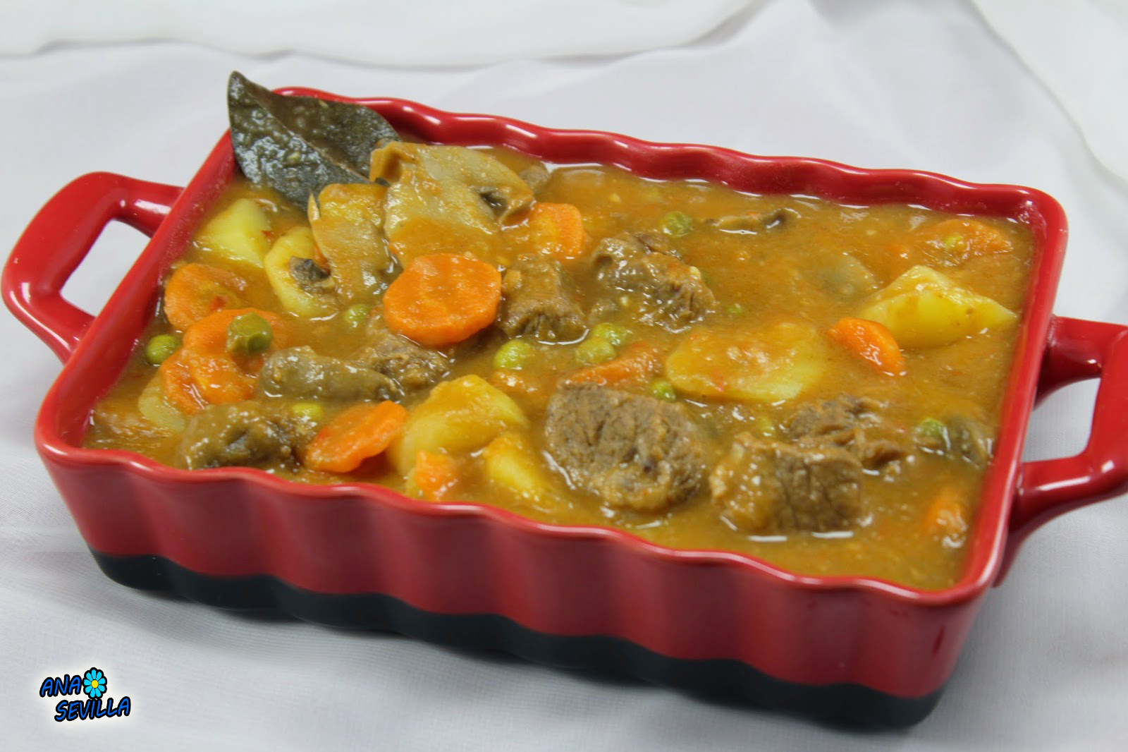 Deliciosa receta de ternera guisada con verduras hecha fácilmente con Thermomix