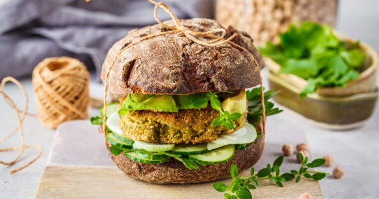 Deliciosas hamburguesitas de garbanzos y calabacín: la receta perfecta para una cena saludable con Thermomix