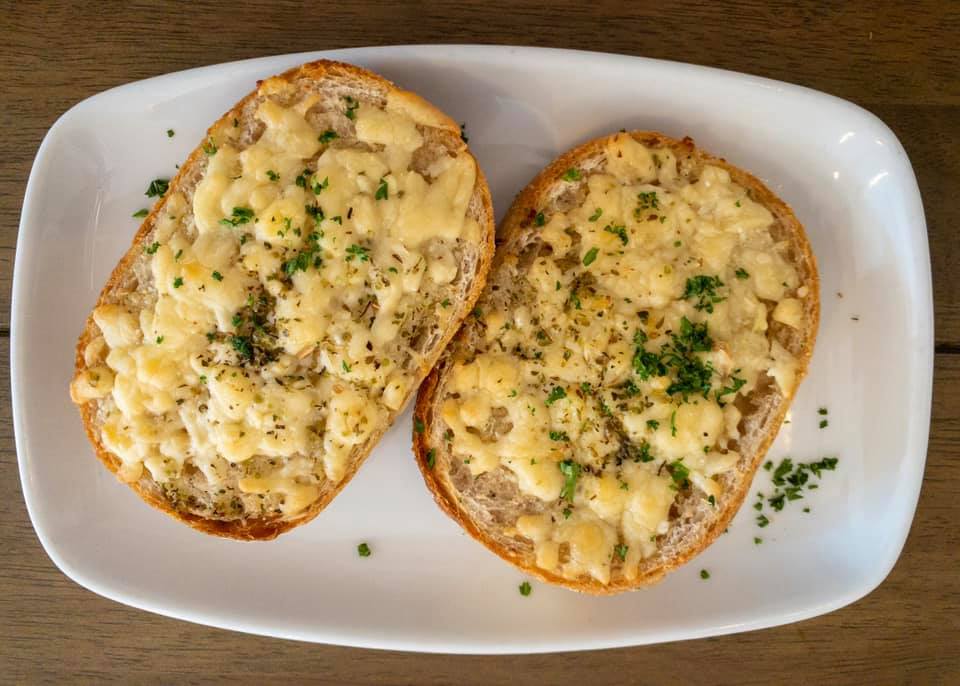 Discover the Perfect Bread for Cheese Lovers: Focaccia de Jamon y Queso with MAMBO