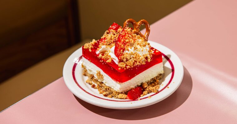 From Spain to Your Plate: Tarta de Queso con Mambo Takes Dessert to New Heights