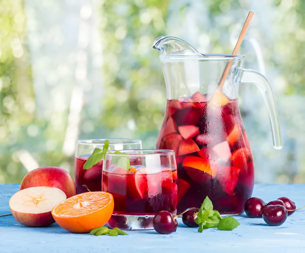 Sangría con Monsieur Cuisine: A Refreshing Twist on a Classic Drink