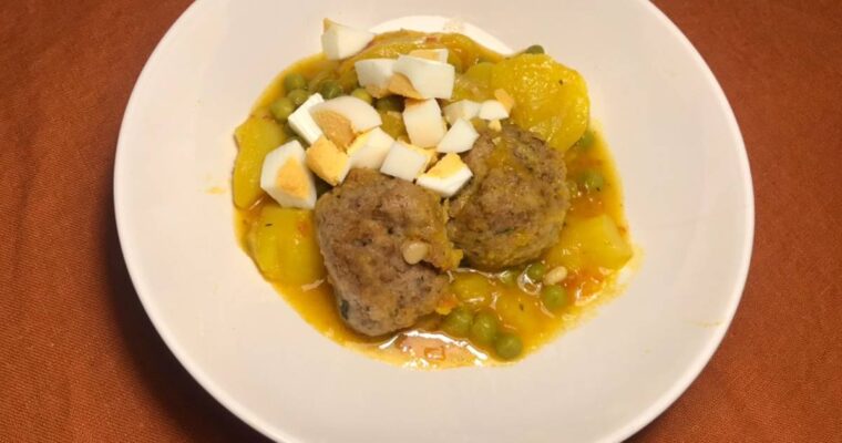 The Perfect Comfort Food: Albóndigas en Salsa de Piñones Made Easy with Olla GM