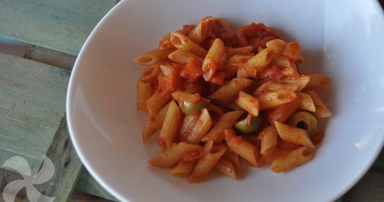 Deliciosa receta de pasta con tomate y verduras para niños: ¡preparada con Thermomix!
