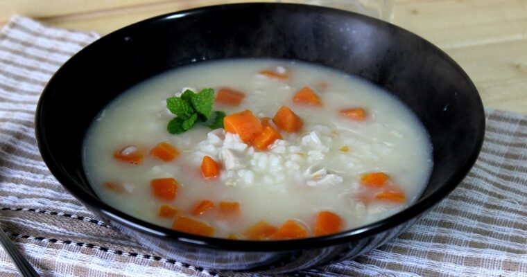 Delicioso Caldo de Puchero con Fideos y Hierbabuena: Receta fácil con Thermomix