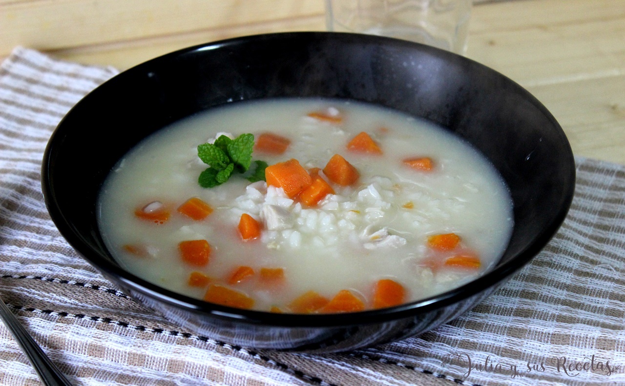 Delicioso Caldo de Puchero con Fideos y Hierbabuena: Receta fácil con Thermomix