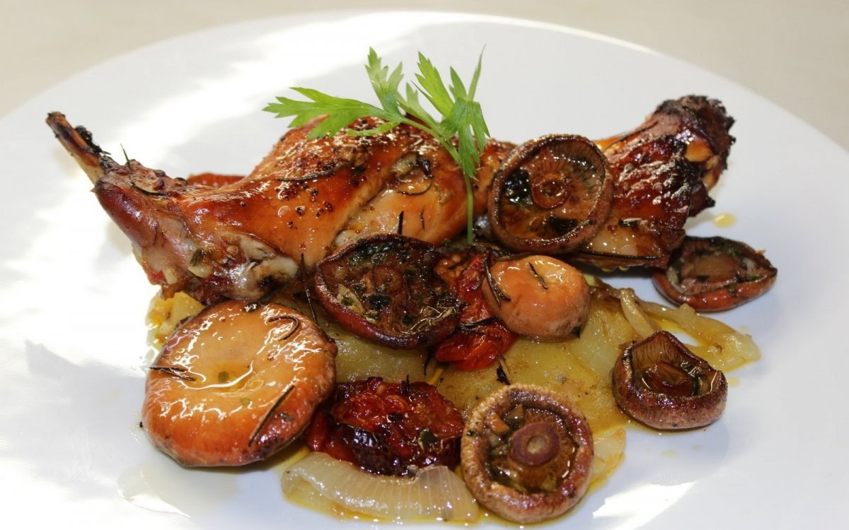 Delightful Recipe: Conejo con Robellones (Niscalos) con Monsieur Cuisine