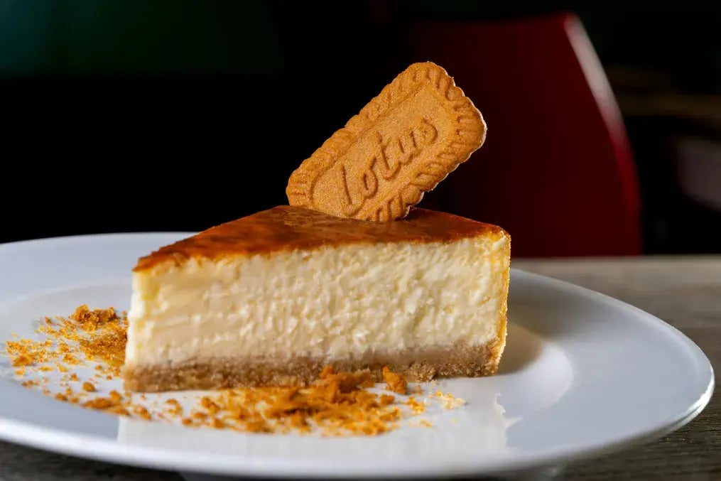Satisfy Your Sweet Tooth with the Unforgettable Lotus Biscoff Cheesecake and MAMBO