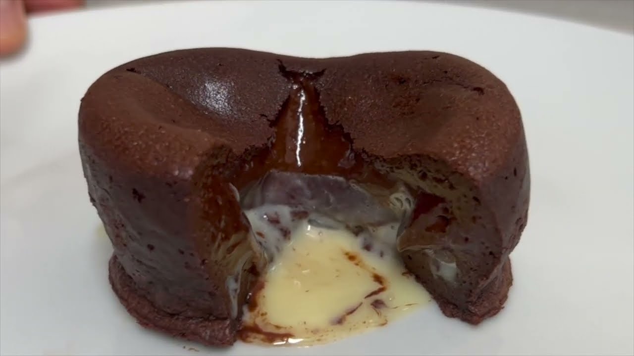 Delicioso Coulant de Chocolate Blanco con Thermomix: la receta perfecta para los amantes del dulce