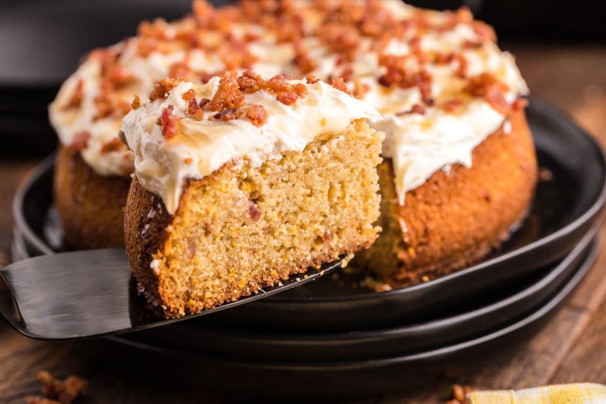 Unexpectedly Tasty: Discover the Flavors of Carrot and Zucchini Cake with monsieur cuisine