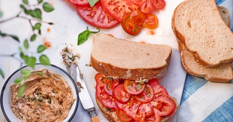 A Classic with a Twist: Tuna and Tomato Sandwich with GM Pot