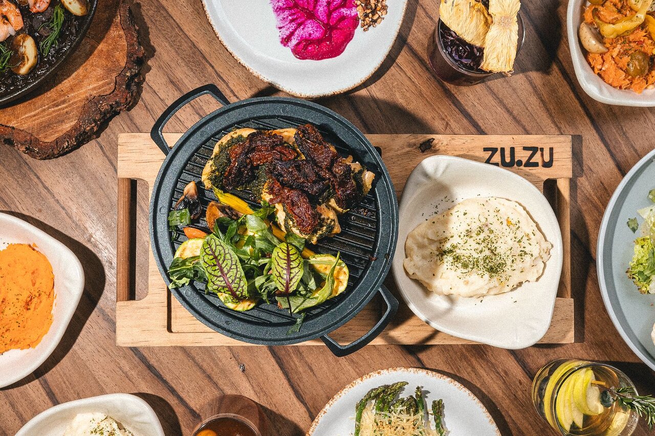 Spice up your meals with Salsa de Mostaza y Albahaca made with monsieur cuisine
