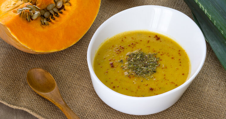 Deliciosa receta de crema de calabaza con garbanzos hecha fácilmente con Thermomix