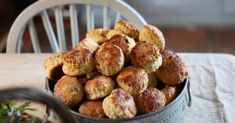 Elevate Your Baking Game: Learn How to Make Irresistible Nutella-Stuffed Magdalenas with Monsieur Cuisine