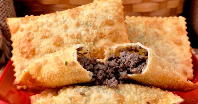 Indulge in the Ultimate Comfort Food: Pastel de Carne con Mambo