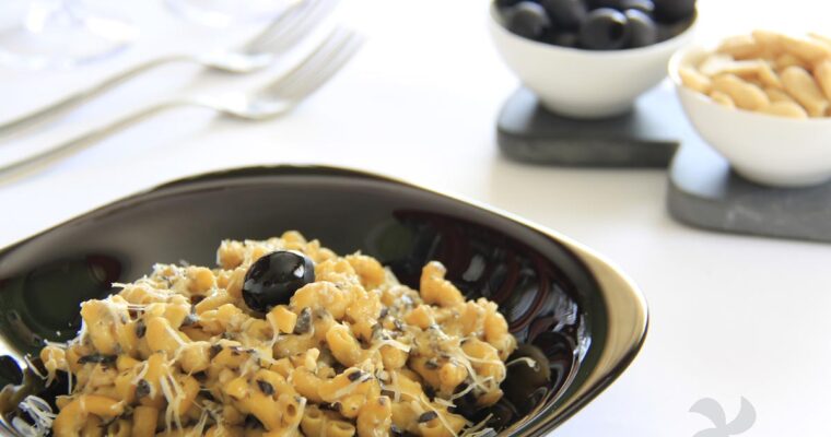 receta de Pasta exprés sin gluten con pesto de aceitunas y almendras con thermomix