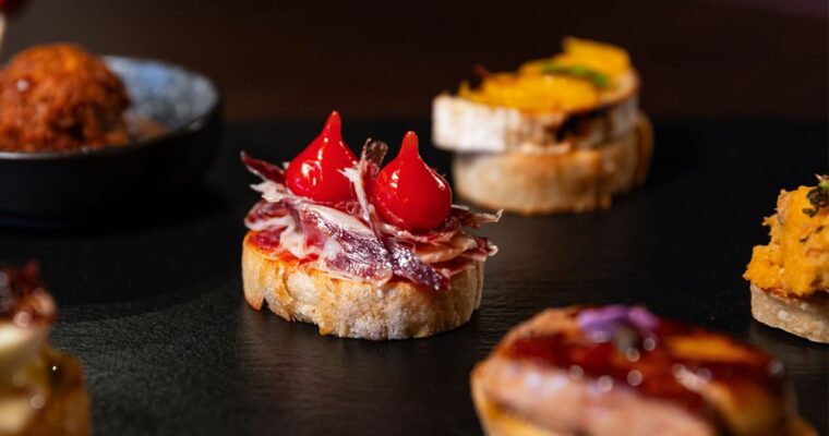 Elevate Your Appetizer Game with Paté de Roquefort Dulce con Monsieur Cuisine