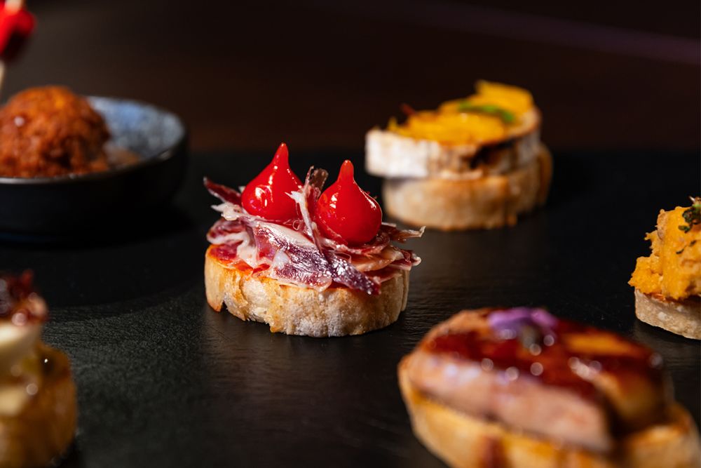 Elevate Your Appetizer Game with Paté de Roquefort Dulce con Monsieur Cuisine