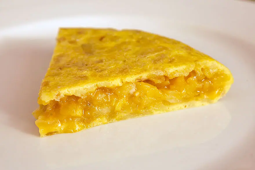 How to Make the Perfect Tortilla de Patatas with MAMBO: A Step-by-Step Guide