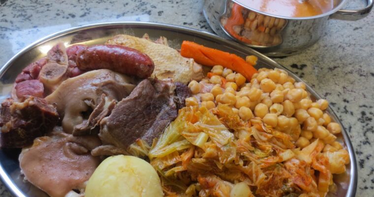 Indulge in the Hearty Delights of COCIDO MARAGATO con olla GM