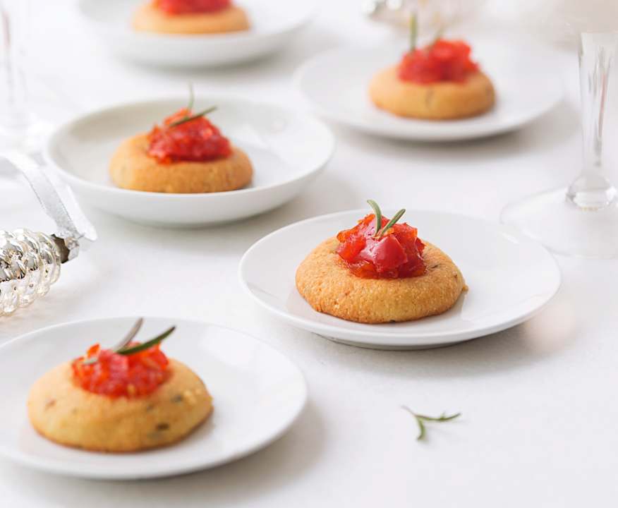 receta de Galletas de queso con chutney de pimientos rojos con thermomix