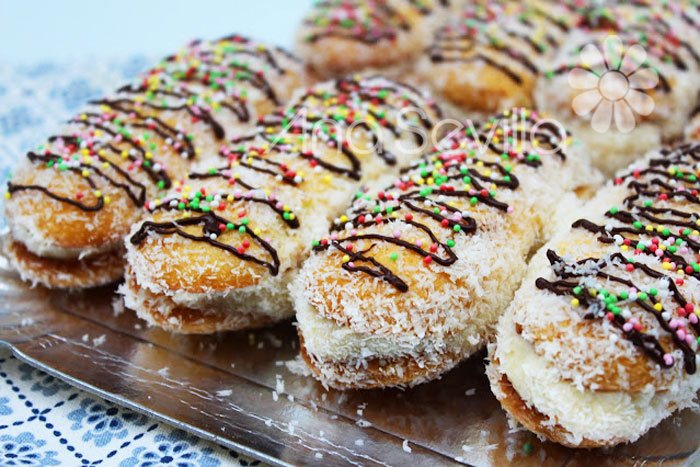 Soletillas Coconut con Mambo: A Tropical Twist on a Classic Treat