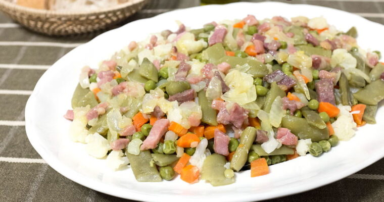 ¡Aprende a cocinar una exquisita pasta con guisantes y jamón cocido usando tu Thermomix!