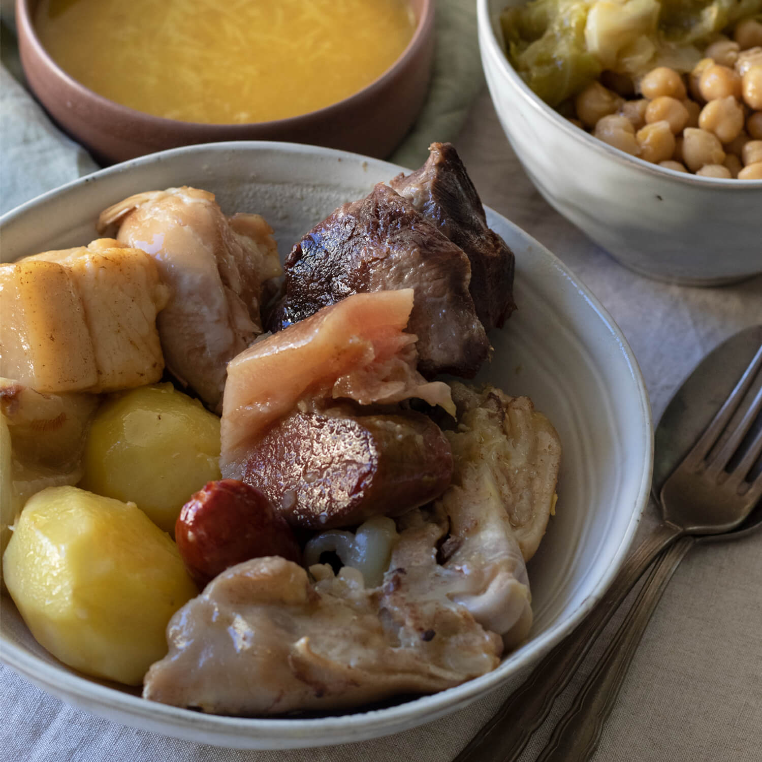 Cook Like a Pro: Perfecting COCIDO MARAGATO with Your Olla GM