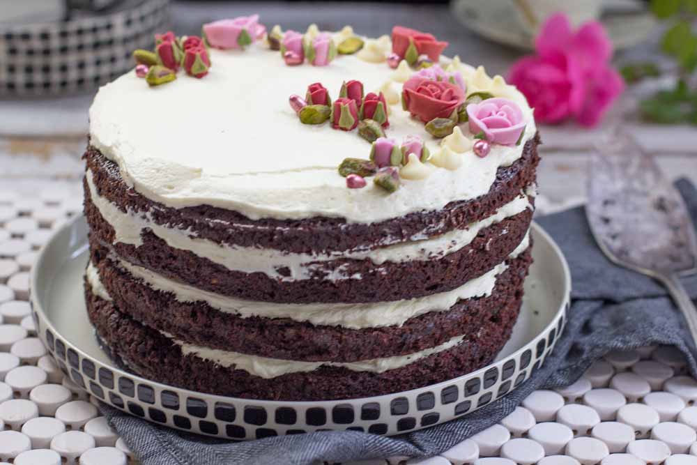 Delicious and Easy: Try This Zucchini and Chocolate Cake Recipe with Olla GM