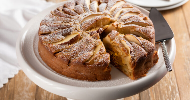 Indulge in the Perfect Combination: Thermomix Walnut and Apple Cake Recipe