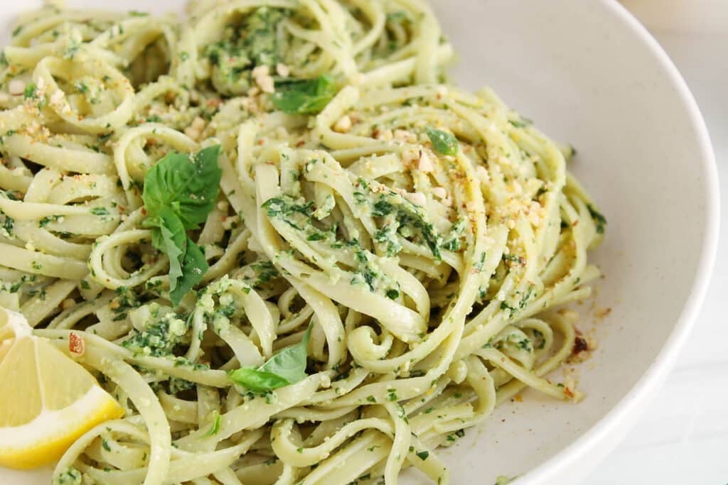 Spice up your pasta with Pesto con Mambo: A delicious twist on a classic dish