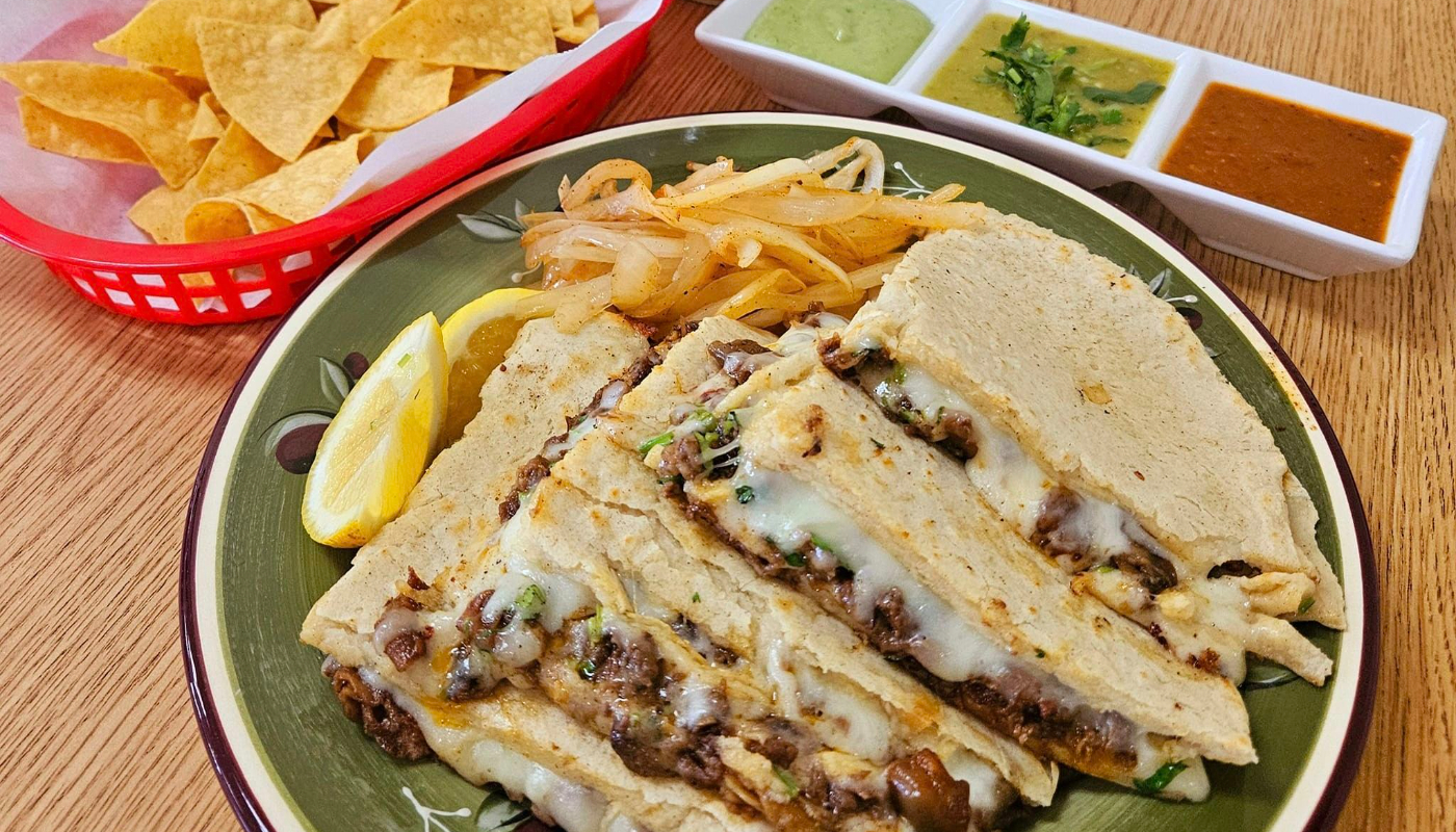 Crispy, Crunchy, and Delicious: Pencas Fritas con Olla GM Will Take Your Fries to the Next Level.