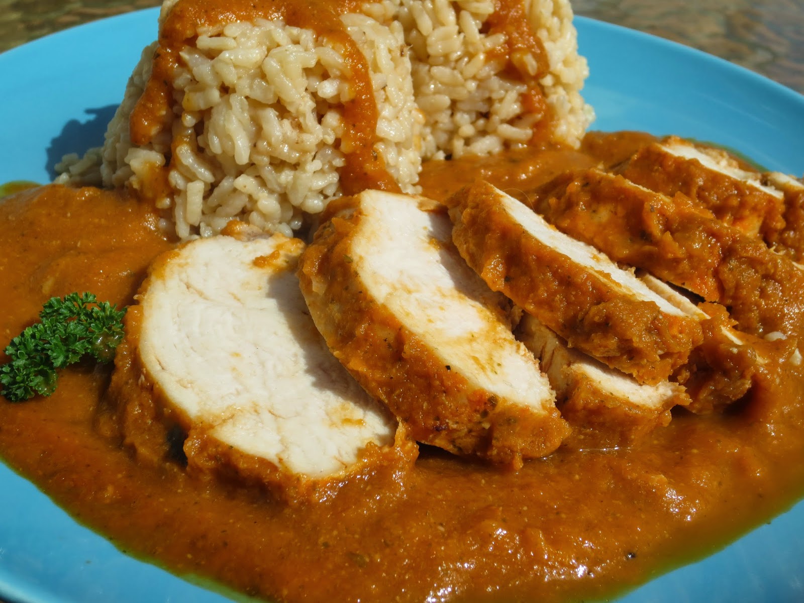 Delicious and Easy: Pechugas Asadas en Salsa con Olla GM Recipe