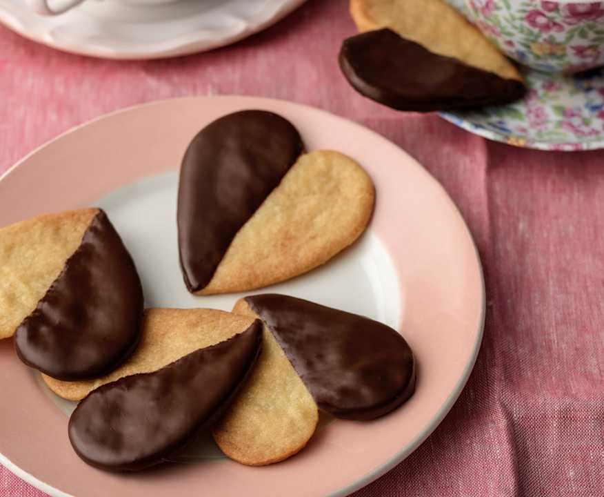 Indulge in Love with Thermomix Valentine’s Day Cookie Recipe