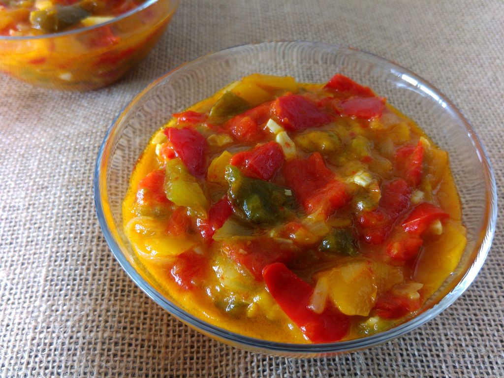 Aprovecha la temporada de pimientos con esta receta de conserva en Thermomix