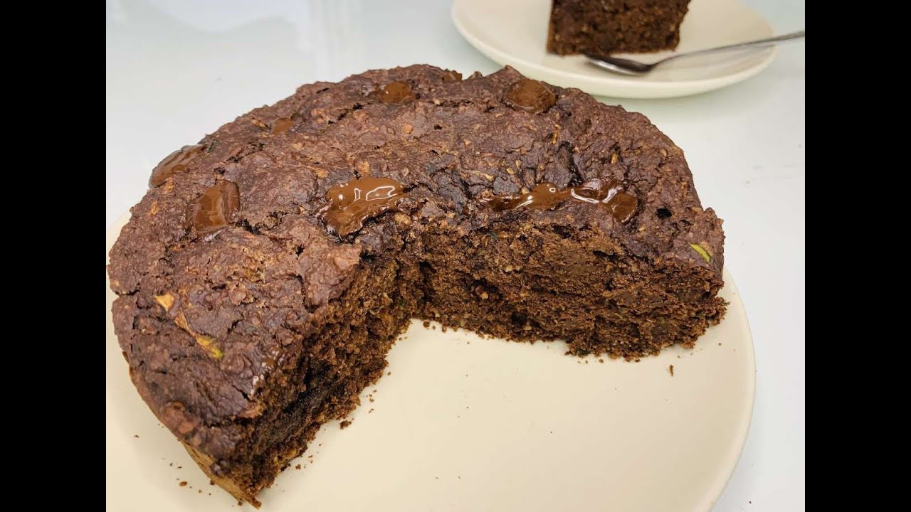 Delicious and Easy: Try Our Bizcocho de Calabacin y Chocolate Recipe Made with MAMBO