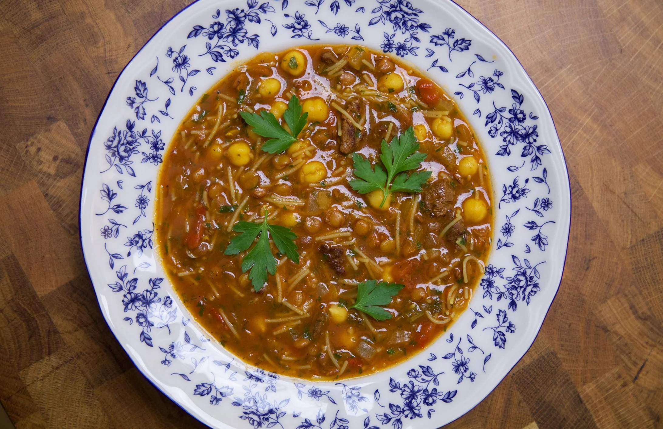 Eleva tus sopas a otro nivel con Caldo Base para Sopas con MAMBO