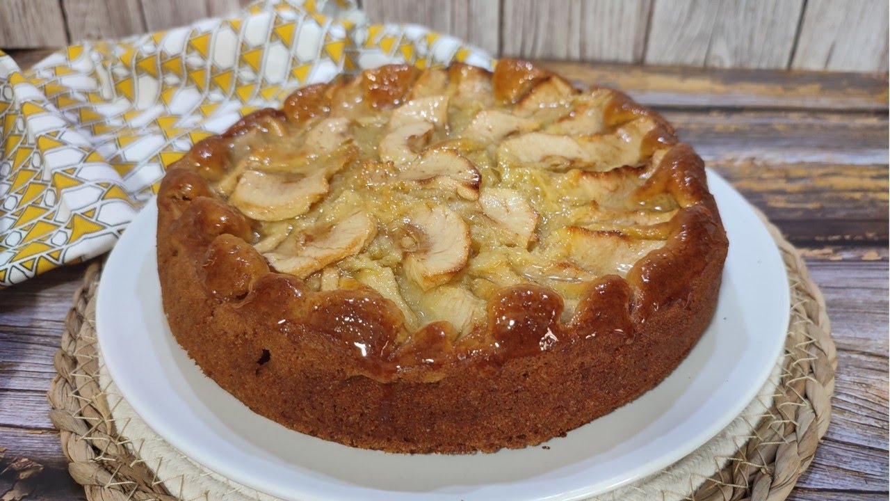 Delicious and Easy: Try Our Recipe for Bizcocho de Manzana al Varoma con MAMBO